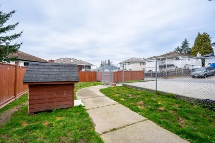 Outdoor Kitchen Photo of 8375 151 Street, Surrey, BC