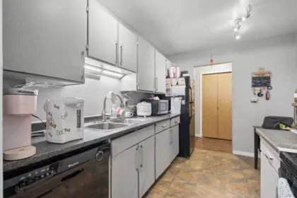 Powder Room Photo of 103 5471 Arcadia Road, Richmond, BC