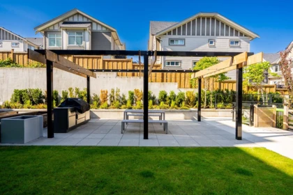Community Amenities Photo (Clubhouse) of 516 19577 65b Avenue, Surrey, BC