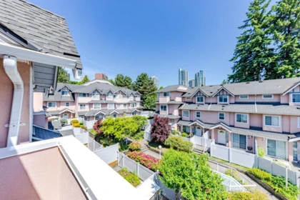 Swimming Pool Photo of 19 7433 16th Street, Burnaby, BC