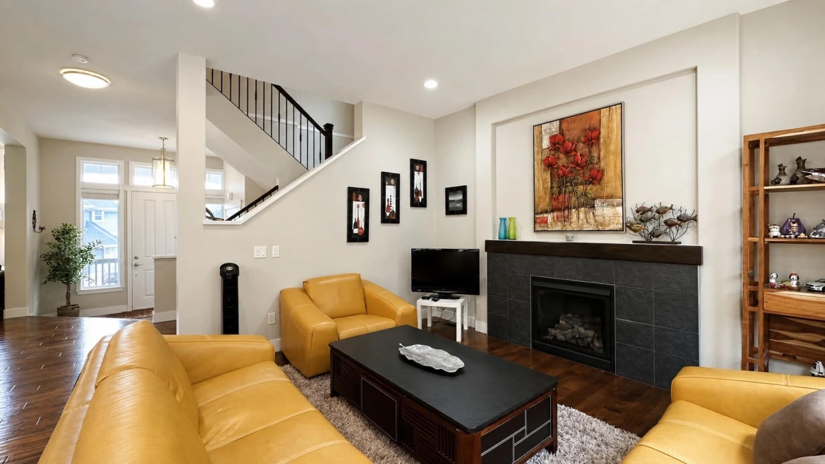 Dining Area Photo of 16162 28 A Avenue, Surrey, BC