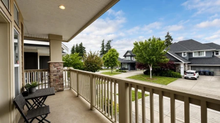 Front Yard Photo of 16162 28 A Avenue, Surrey, BC