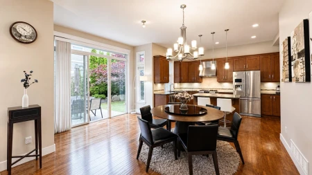 Kitchen Island Photo of 16162 28 A Avenue, Surrey, BC