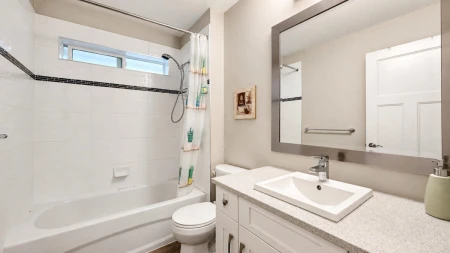 Laundry Room Photo of 16162 28 A Avenue, Surrey, BC