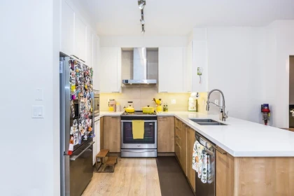 Kitchen Photo of 102 611 Regan Avenue, Coquitlam, BC