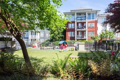 Office / Den Photo of 102 611 Regan Avenue, Coquitlam, BC