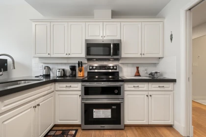 Kitchen Photo of 206 45734 Patten Avenue, Chilliwack, BC