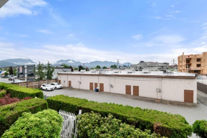 Laundry Room Photo of 206 45734 Patten Avenue, Chilliwack, BC