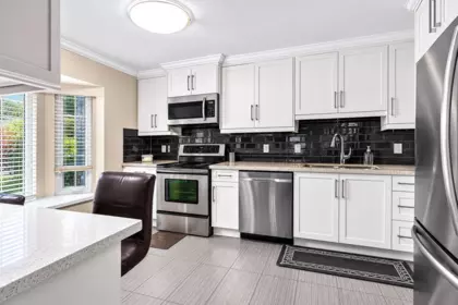 18 8111 Saunders Road, Richmond, BC, Richmond — Townhouse for sale