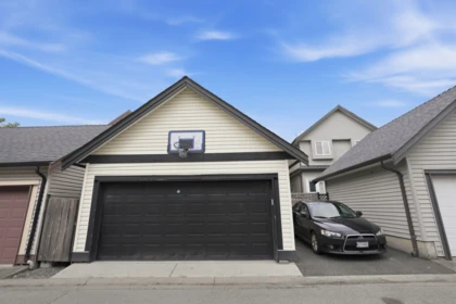 Community Amenities Photo (Clubhouse) of 6814 192 Street, Surrey, BC