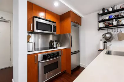 Kitchen Island Photo of 2604 1255 SEYMOUR STREET, Vancouver BC V6B 0H1