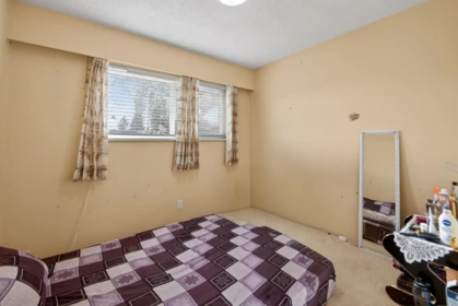 Guest Bathroom Photo of 12959 Carluke Crescent, Surrey, BC