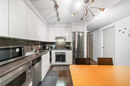 103 161 W Georgia Street, Vancouver, BC, Vancouver — Apartment/Condo for sale