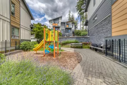Garden / Landscaping Photo of 113 3525 Chandler Street, Coquitlam, BC