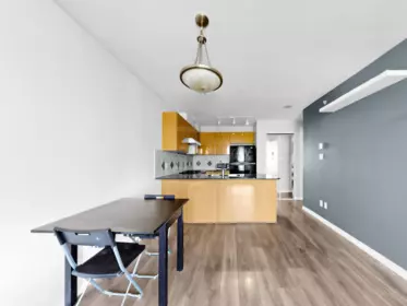704 5933 Cooney Road, Richmond, BC, Richmond — Apartment/Condo for sale