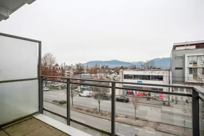 Bedroom 3 Photo of 319 630 E Broadway, Vancouver, BC