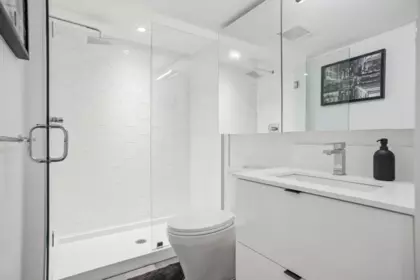 Walk-In Closet Photo of 319 630 E Broadway, Vancouver, BC