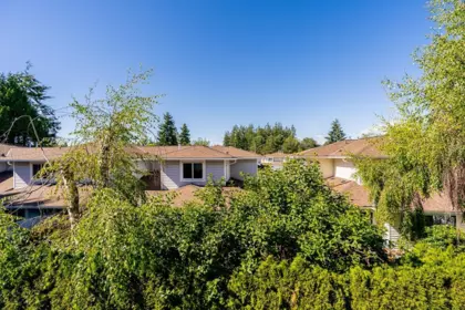 Hot Tub / Spa Photo of 206 9109 154 Street, Surrey, BC