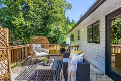 Garden / Landscaping Photo of 21489 90 Avenue, Langley, BC