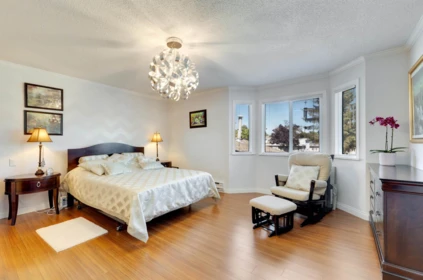 Guest Bathroom Photo of 6433 121a Street, Surrey, BC