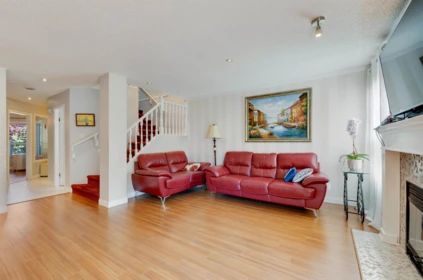 Kitchen Photo of 6433 121a Street, Surrey, BC