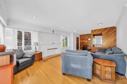 Basement Recreation Room Photo of 468 Saville Crescent, North Vancouver, BC