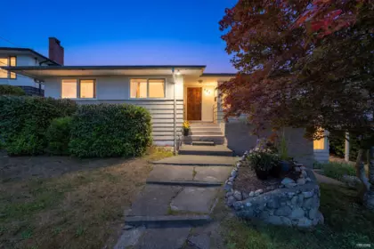 468 Saville Crescent, North Vancouver, BC, North Vancouver — Single Family Residence for sale
