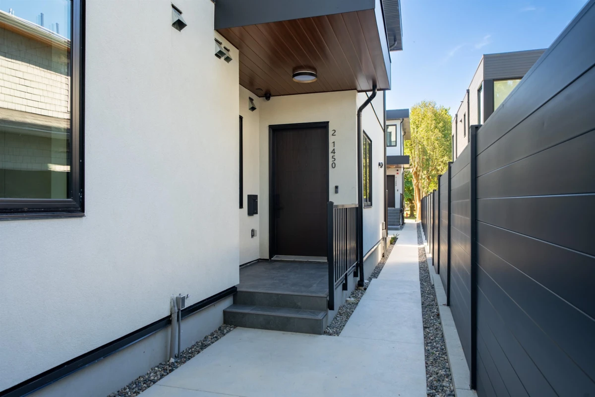 Exterior Rear Photo of 2 1450 E 30th Avenue, Vancouver, BC
