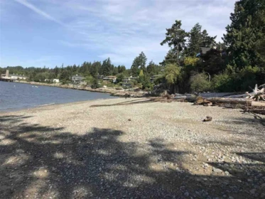 Playground / Recreational Area Near 3841 Bayridge Avenue, West Vancouver, BC