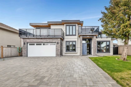 12525 75a Avenue, Surrey, BC, Surrey — Single Family Residence for sale