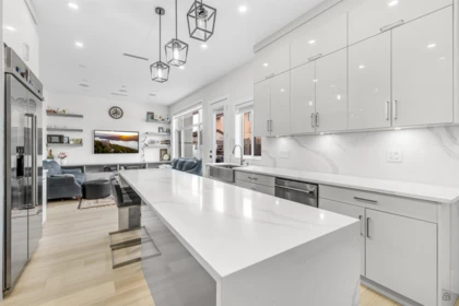 Kitchen Island Photo of 12525 75a Avenue, Surrey, BC
