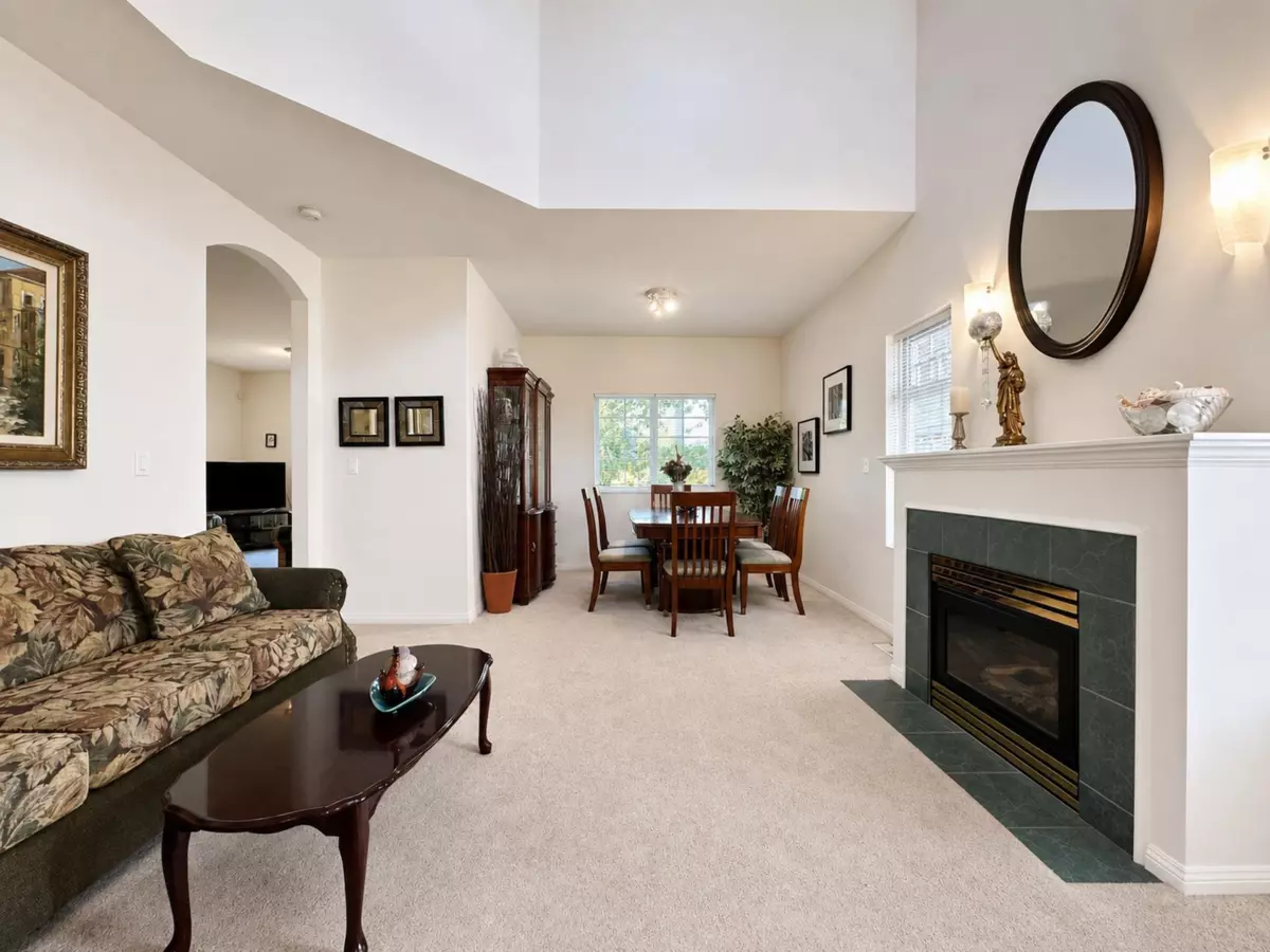 Dining Area Photo of 2 5931 Williams Road, Richmond, BC