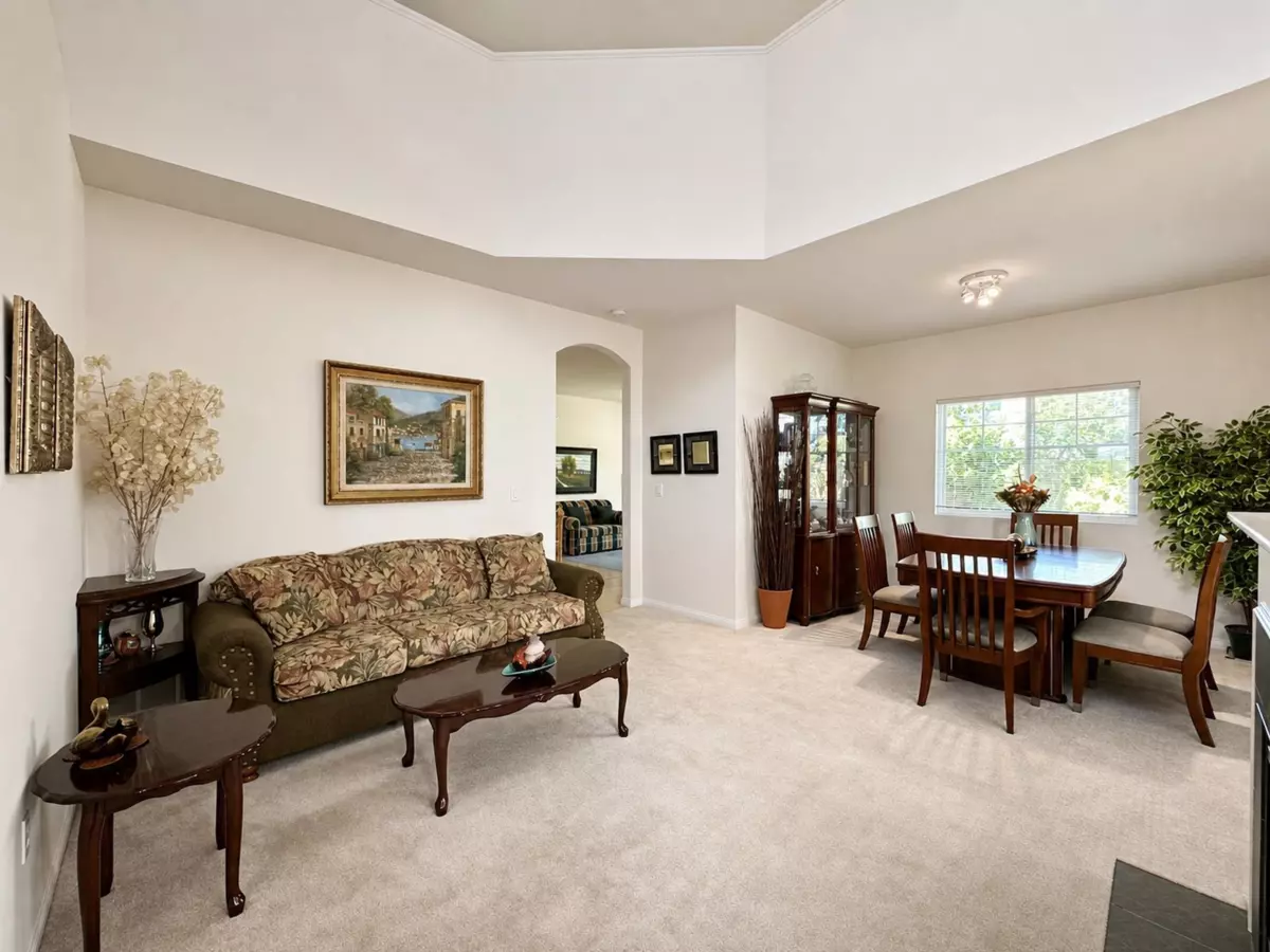 Family Room Photo of 2 5931 Williams Road, Richmond, BC