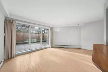 Kitchen Island Photo of 104 1549 Kitchener Street, Vancouver, BC