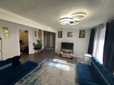 Basement Recreation Room Photo of 10307 146 Street, Surrey, BC