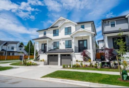 102 16613 18a Avenue, Surrey, BC