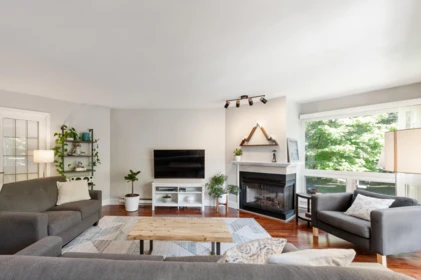 Breakfast Nook Photo of 201A 1220 Quayside Drive, New Westminster, BC