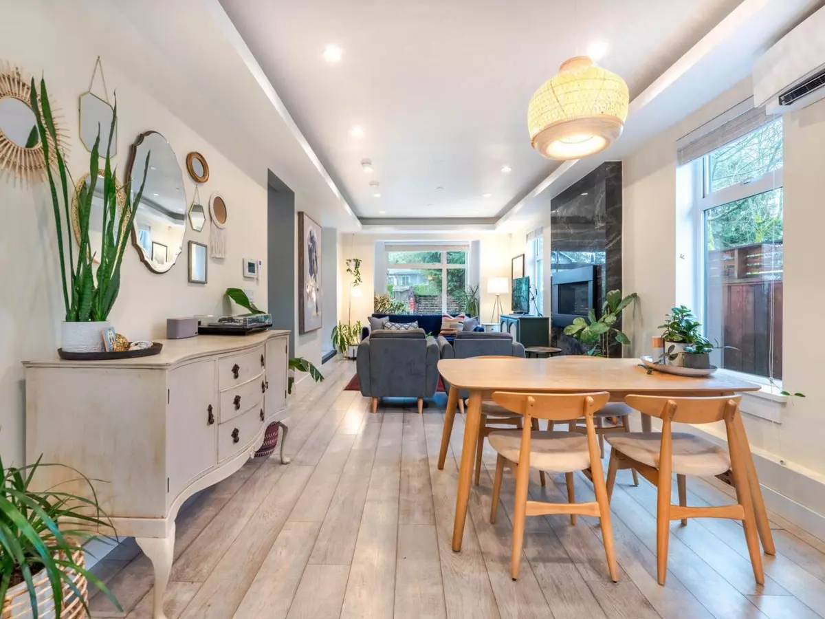 Family Room Photo of 1805 E 37th Avenue, Vancouver, BC