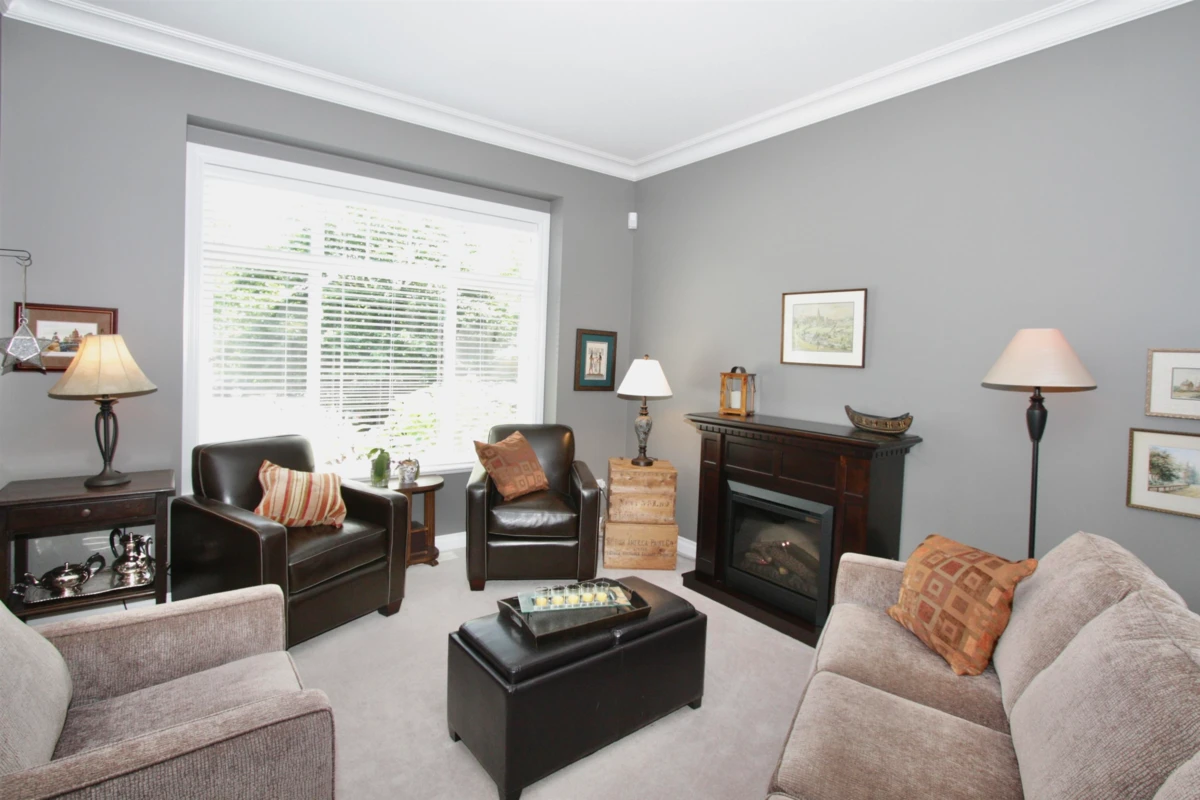 Family Room Photo of 30688 Steelhead Court, Abbotsford, BC