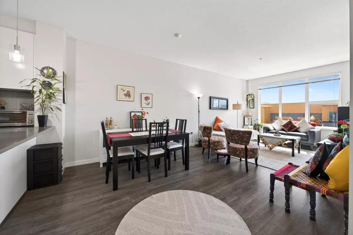 Living Room Photo of 427 9311 Alexandra Road, Richmond, BC