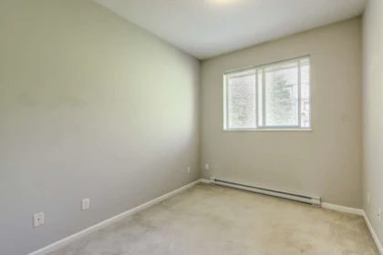 Bedroom 4 Photo of 6 10058 153 Street, Surrey, BC