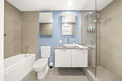 Primary Bathroom Photo of 1904 128 W Cordova Street, Vancouver, BC