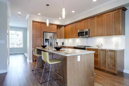 Kitchen Island Photo of 5 7157 210 Street, Langley, BC