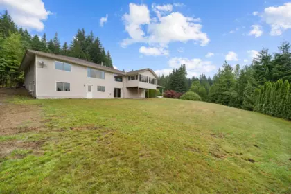 Primary Bedroom Photo of 27660 128 Avenue, Maple Ridge, BC