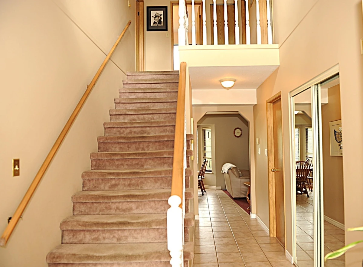Living Room Photo of 19149 117b Avenue, Pitt Meadows, BC