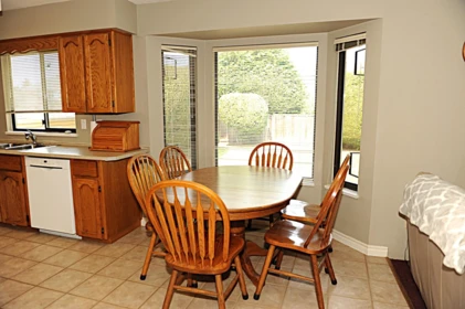 Breakfast Nook Photo of 19149 117b Avenue, Pitt Meadows, BC