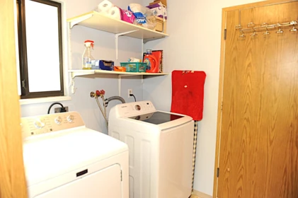 Mudroom Photo of 19149 117b Avenue, Pitt Meadows, BC