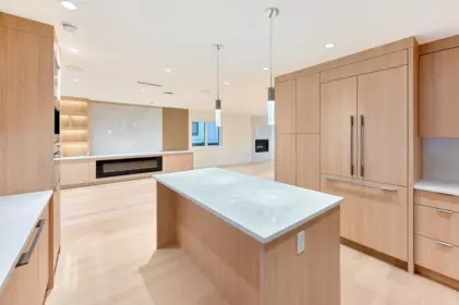 Primary Bedroom Photo of 806 Montroyal Boulevard, North Vancouver, BC