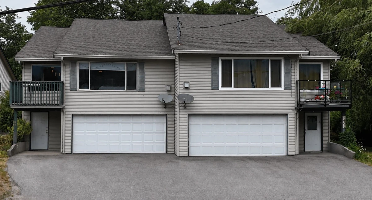Exterior Rear Photo of 1489 Judd Road, Squamish, BC