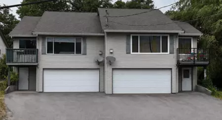 1489 Judd Road, Squamish, BC, Squamish — Half Duplex for sale